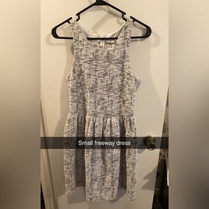 Freeway Silver/White dress